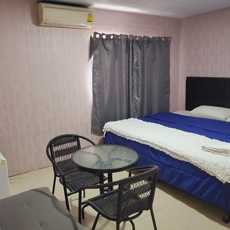Uno Inn Bangkok Zewnętrze zdjęcie