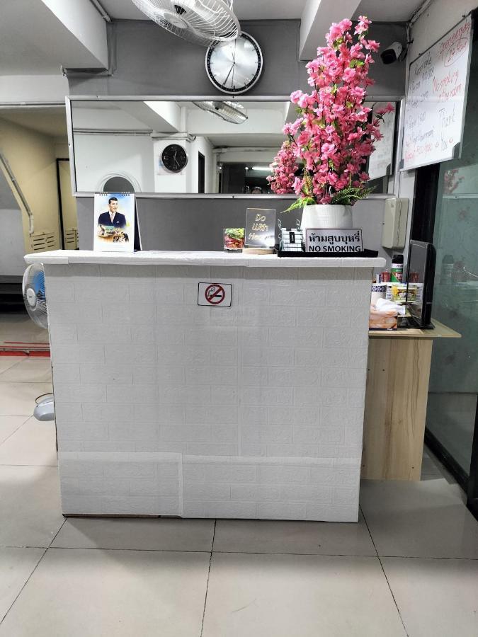 Uno Inn Bangkok Zewnętrze zdjęcie