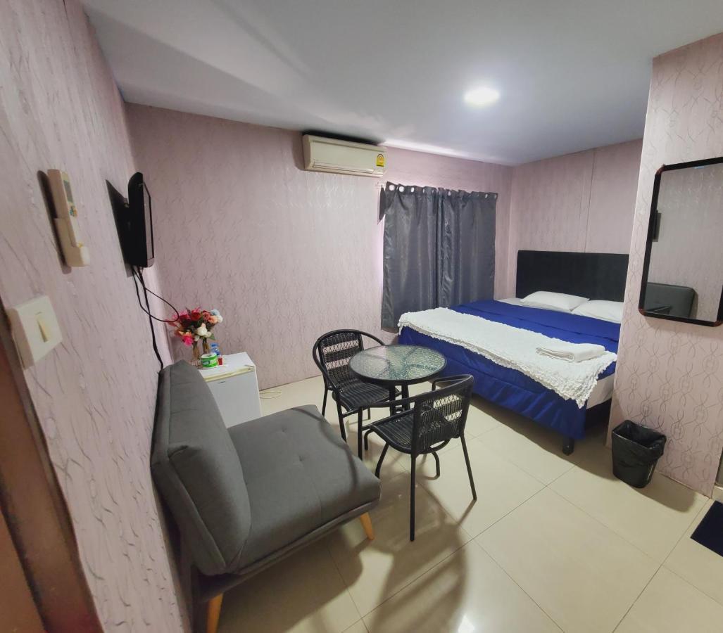 Uno Inn Bangkok Zewnętrze zdjęcie