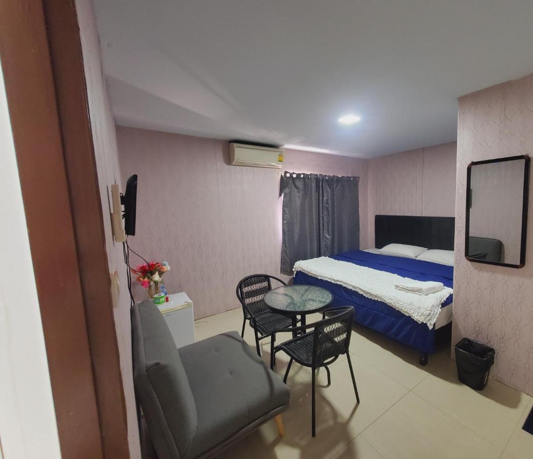 Uno Inn Bangkok Zewnętrze zdjęcie